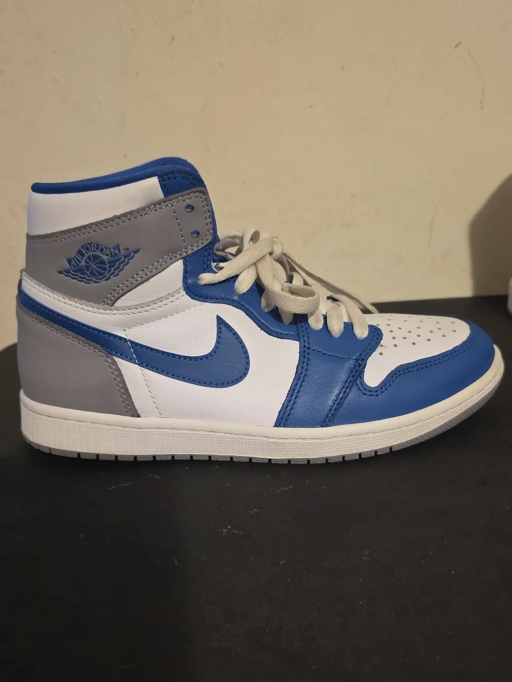FOR SALE AIR JORDAN 1 RETRO HIGH OG 